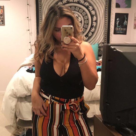 Meet your Posher, Brianna - Picture 3 of 3